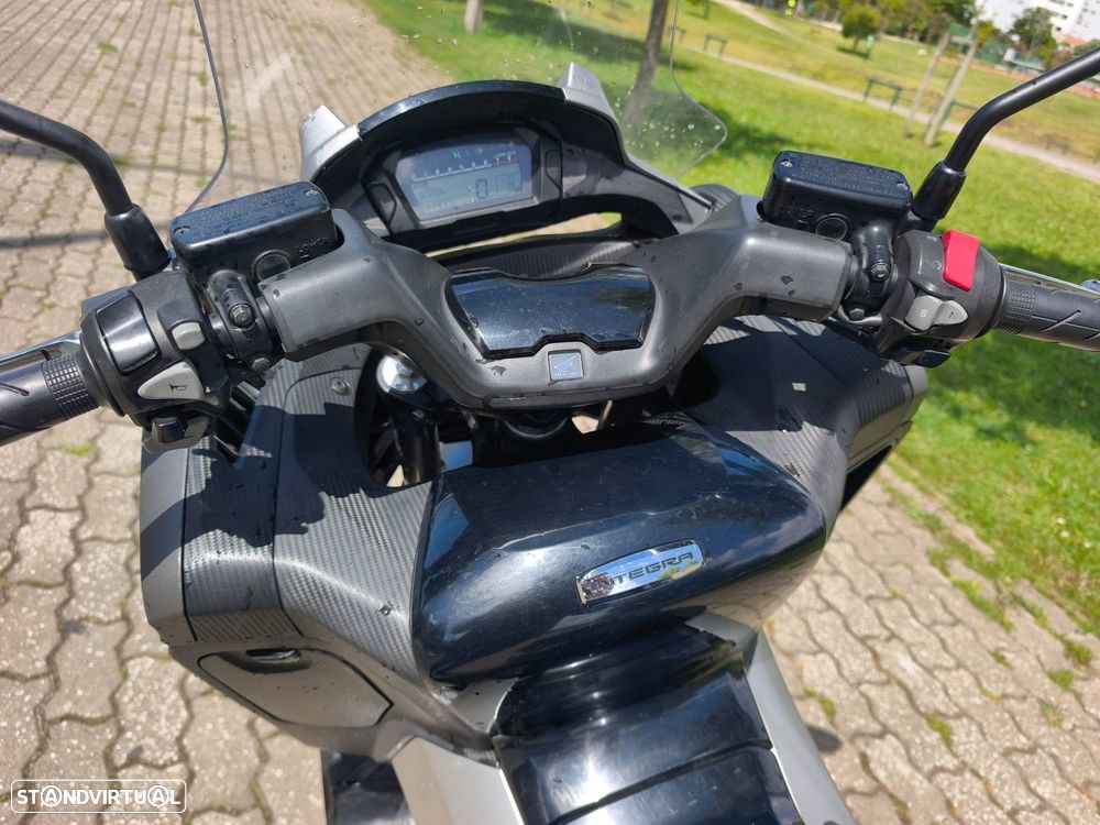 Honda Integra 750 - 3