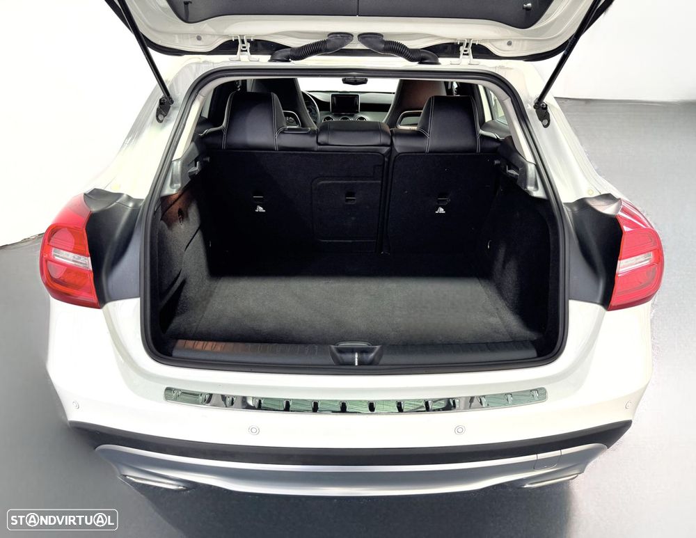 Mercedes-Benz GLA 200 CDi Urban Aut. - 18