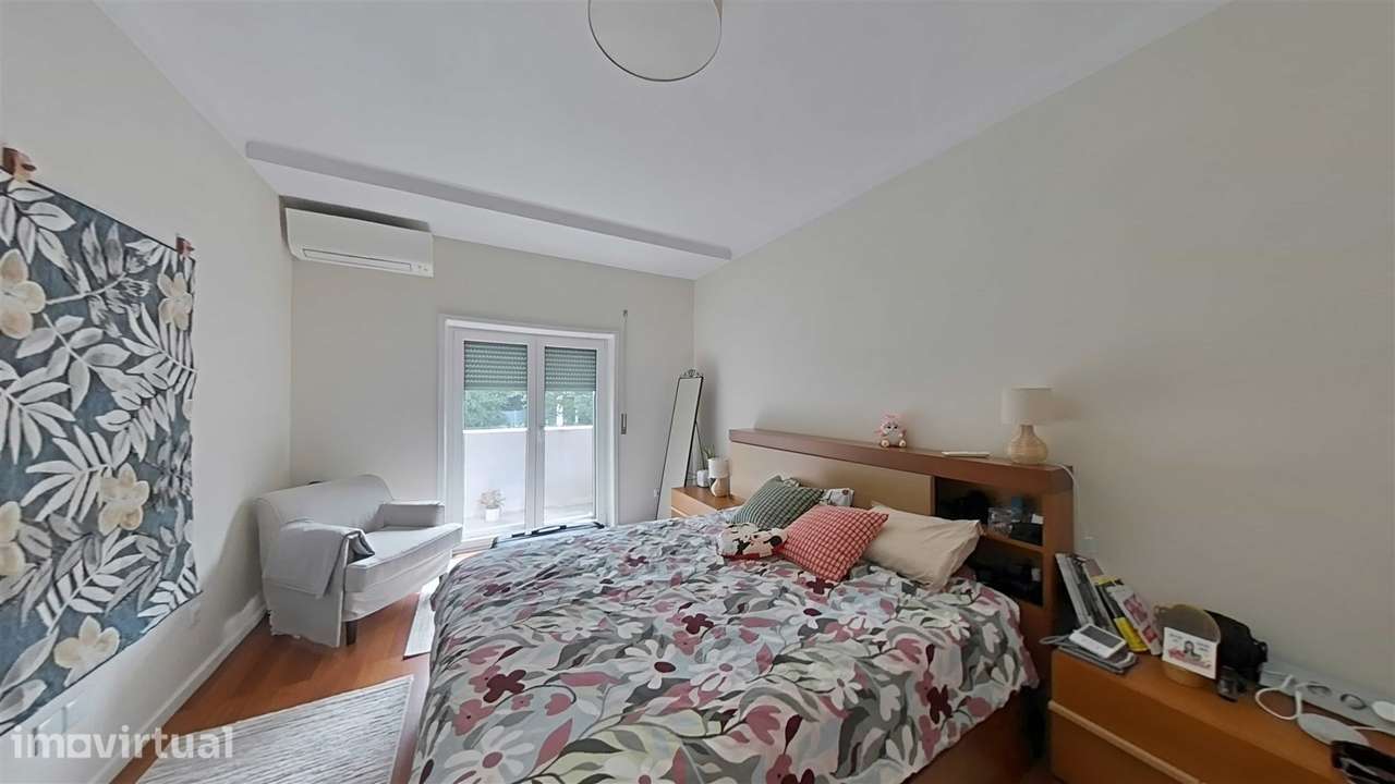 CAMPO ALEGRE | T4+1 DE PRESTÍGIO | 191 m² | QUALIDADE DE VIDA - Grande imagem: 5/25