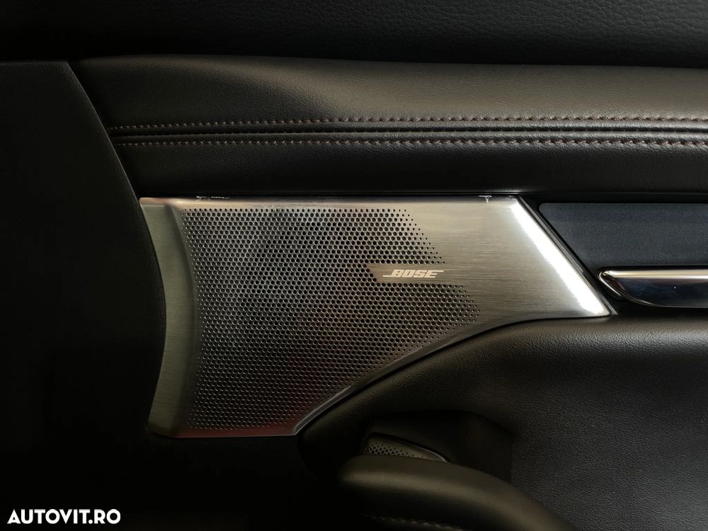 Mazda 3 e-Skyactiv X186 MHEV Exclusive-Line - 24
