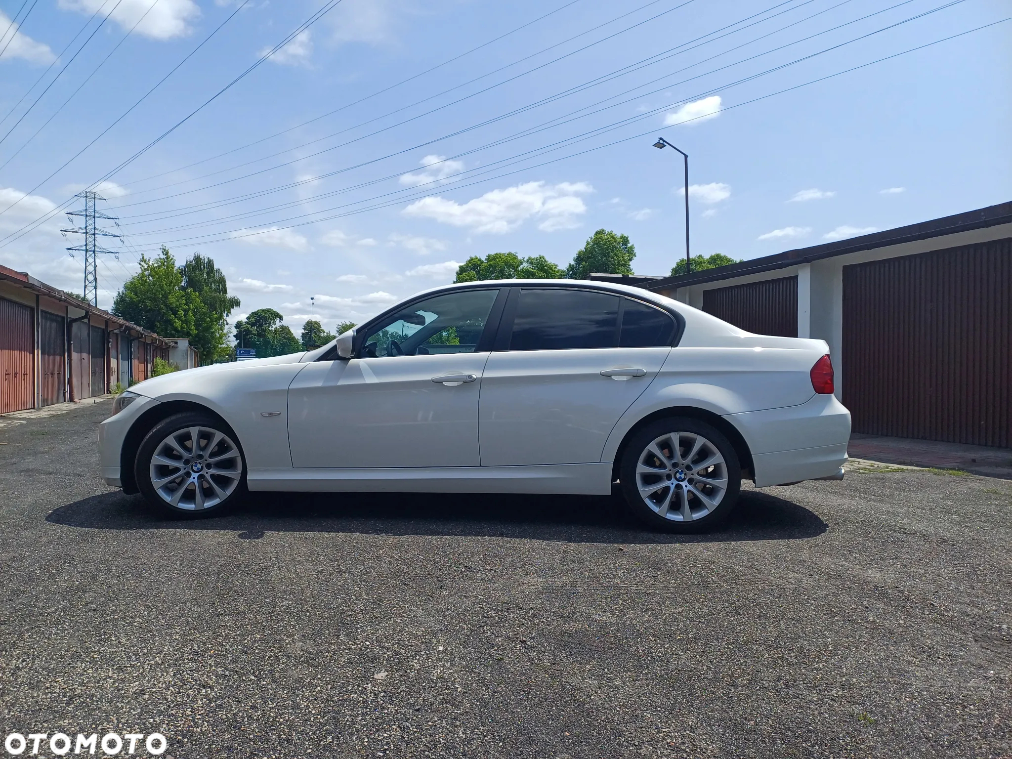 BMW Seria 3 318i - 6