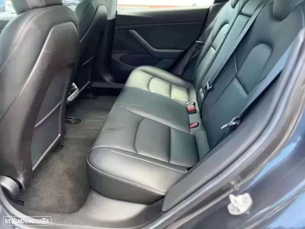 Tesla Model 3 Long-Range Dual Motor AWD - 3