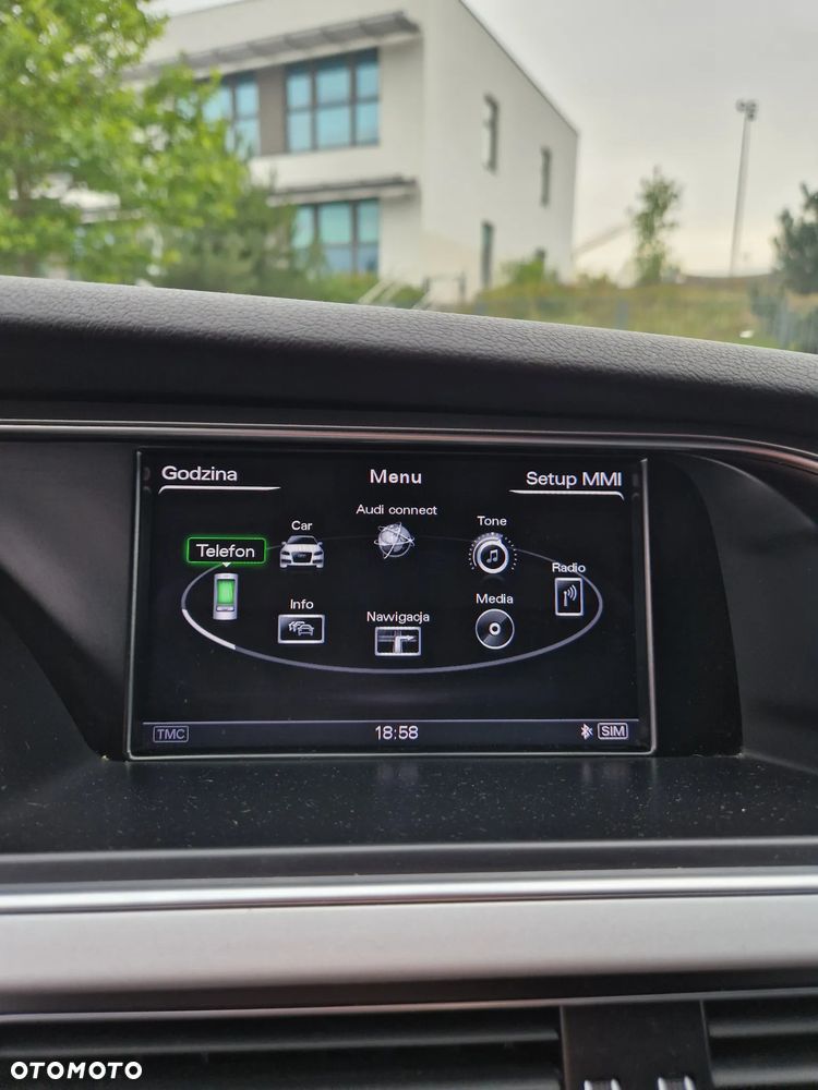 Audi A4 Avant 2.0 TDI Quattro S tronic - 23