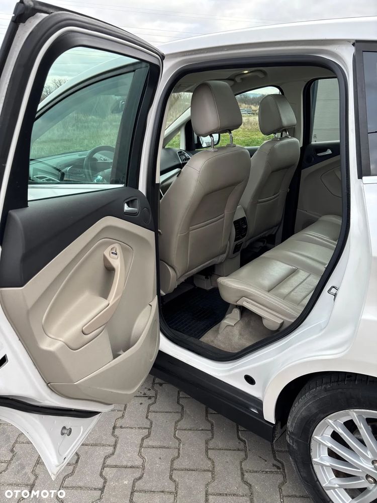 Ford C-MAX - 12