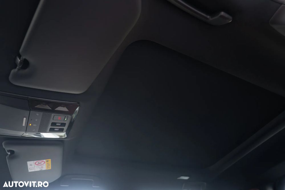 Mitsubishi Outlander 2.4 L 4X4 PHEV Instyle Ultimate - 30