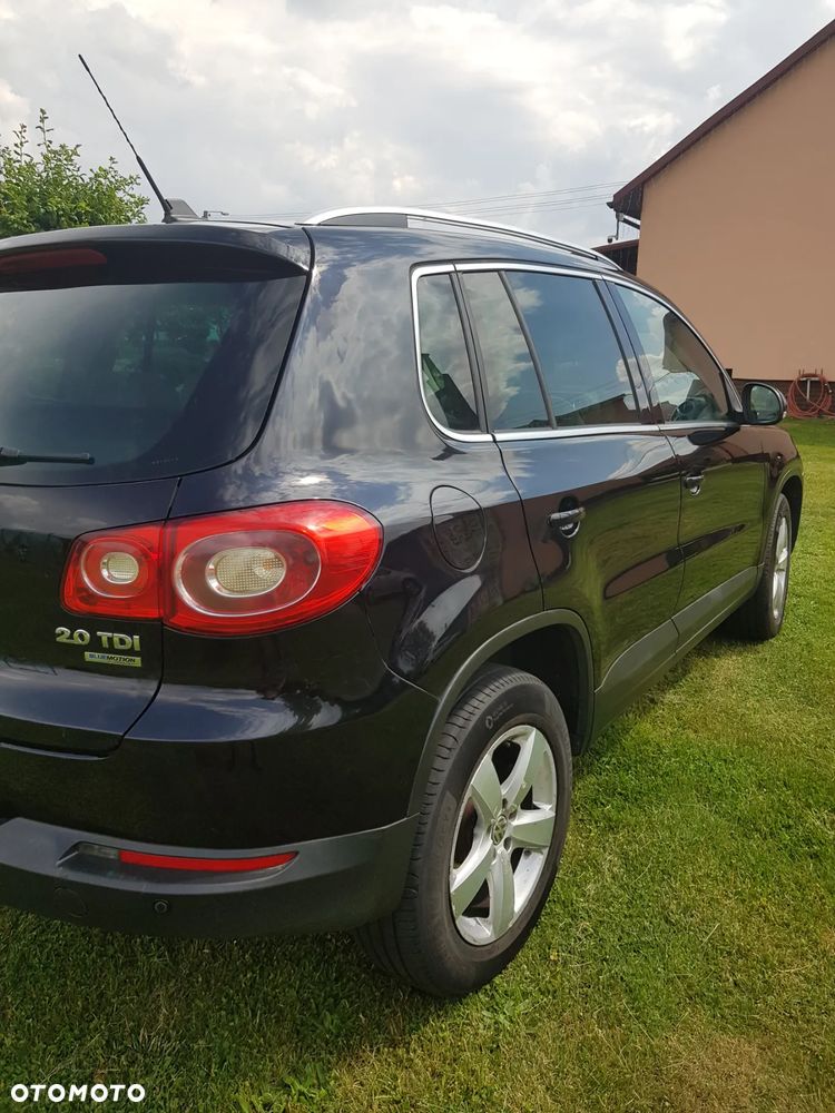 Volkswagen Tiguan - 4