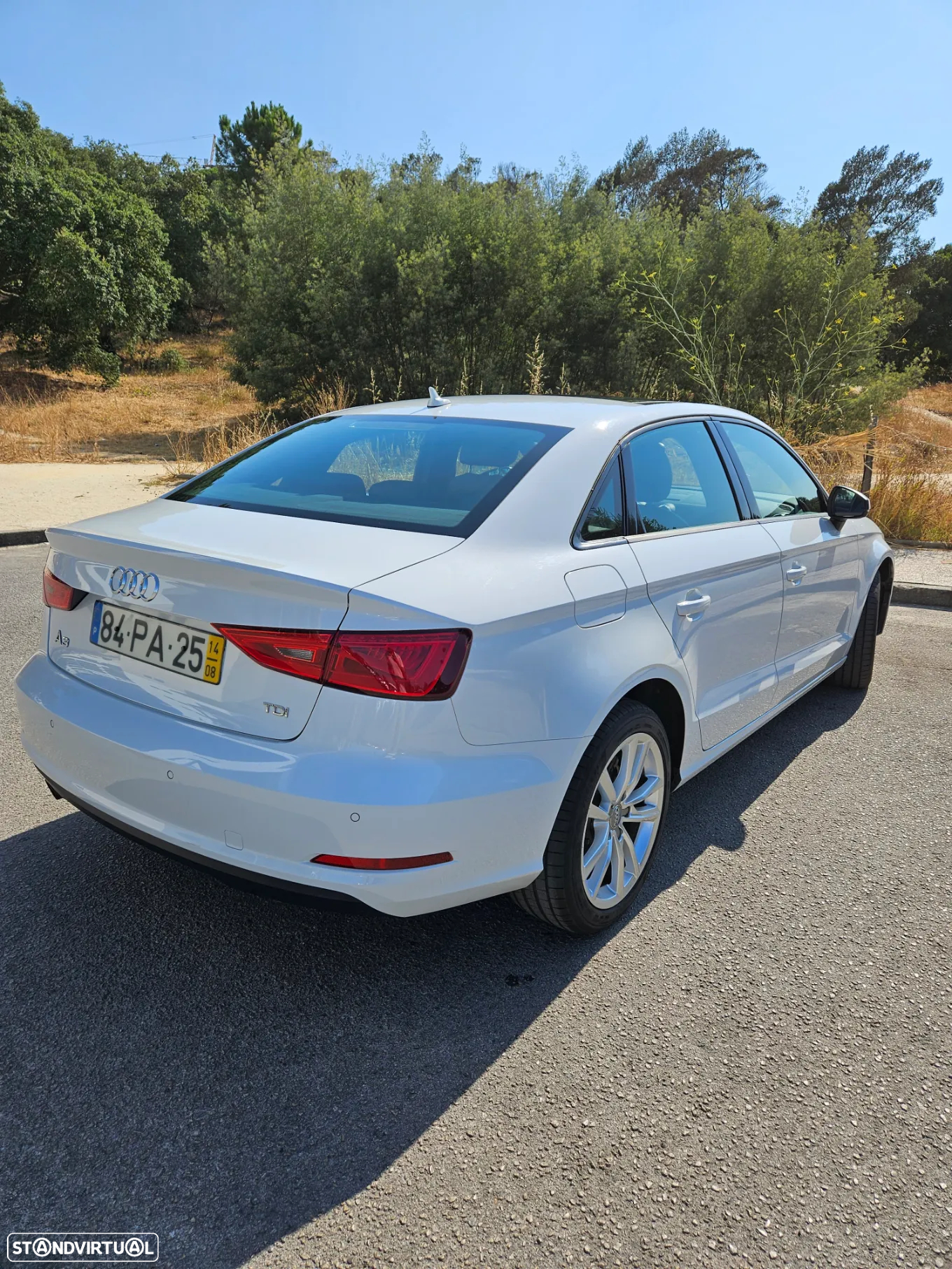 Audi A3 Limousine 1.6 TDI Attraction - 5