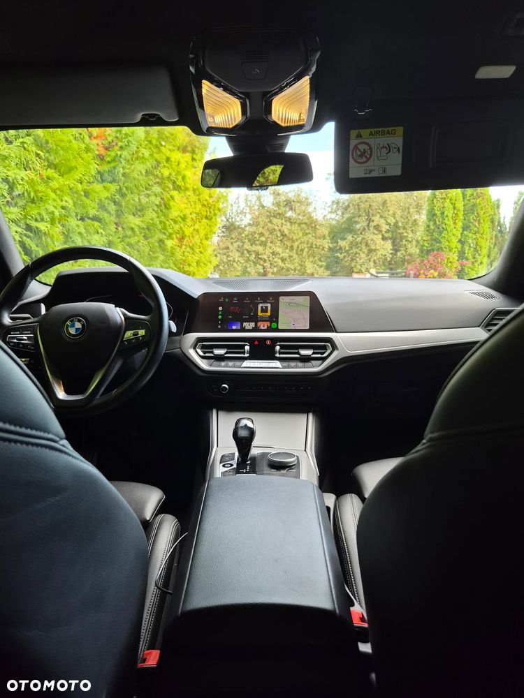 BMW Seria 3 - 24