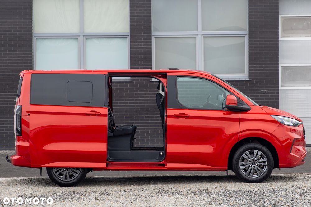 Ford Tourneo Custom - 5