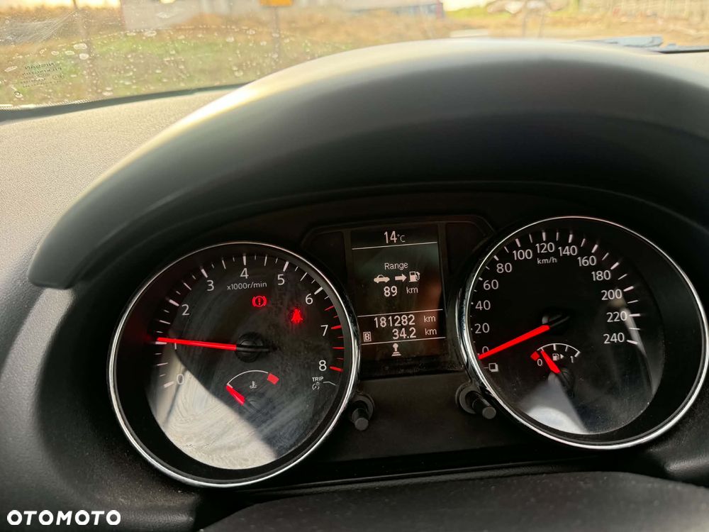 Nissan Qashqai - 10
