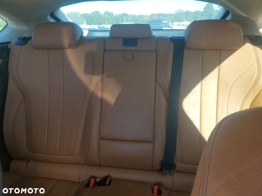 BMW X6 35i xDrive - 10