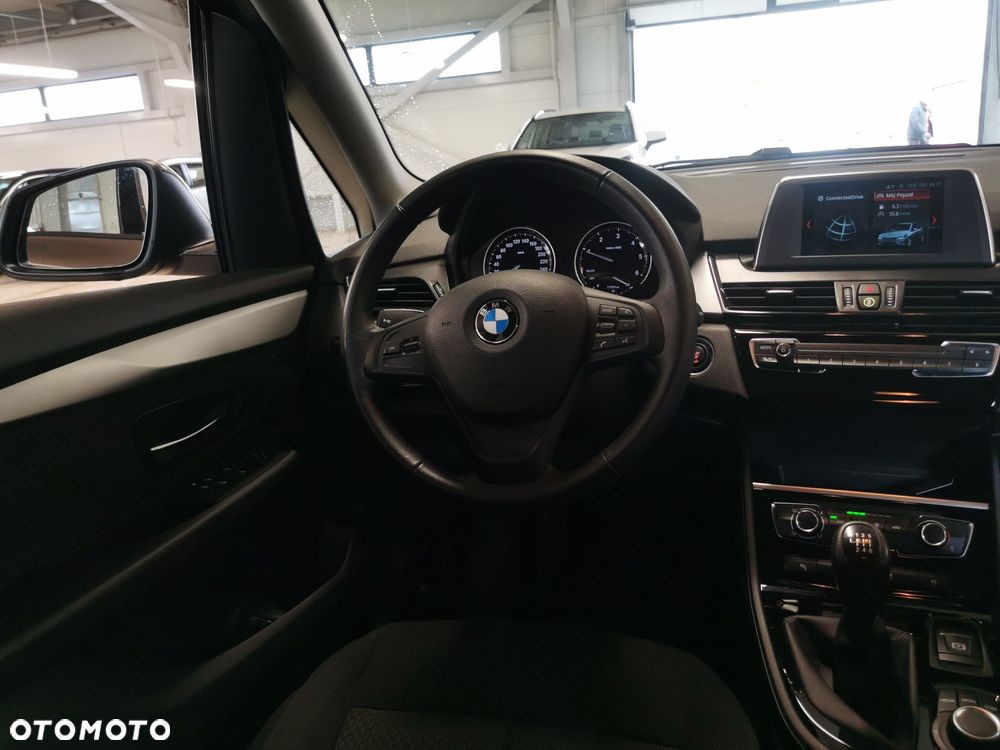 BMW Seria 2 - 13