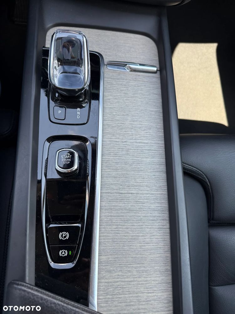 Volvo XC 60 B4 D Inscription - 12
