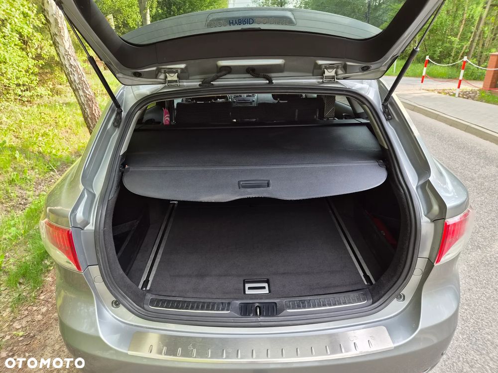 Toyota Avensis 2.0 D-4D Luna - 19