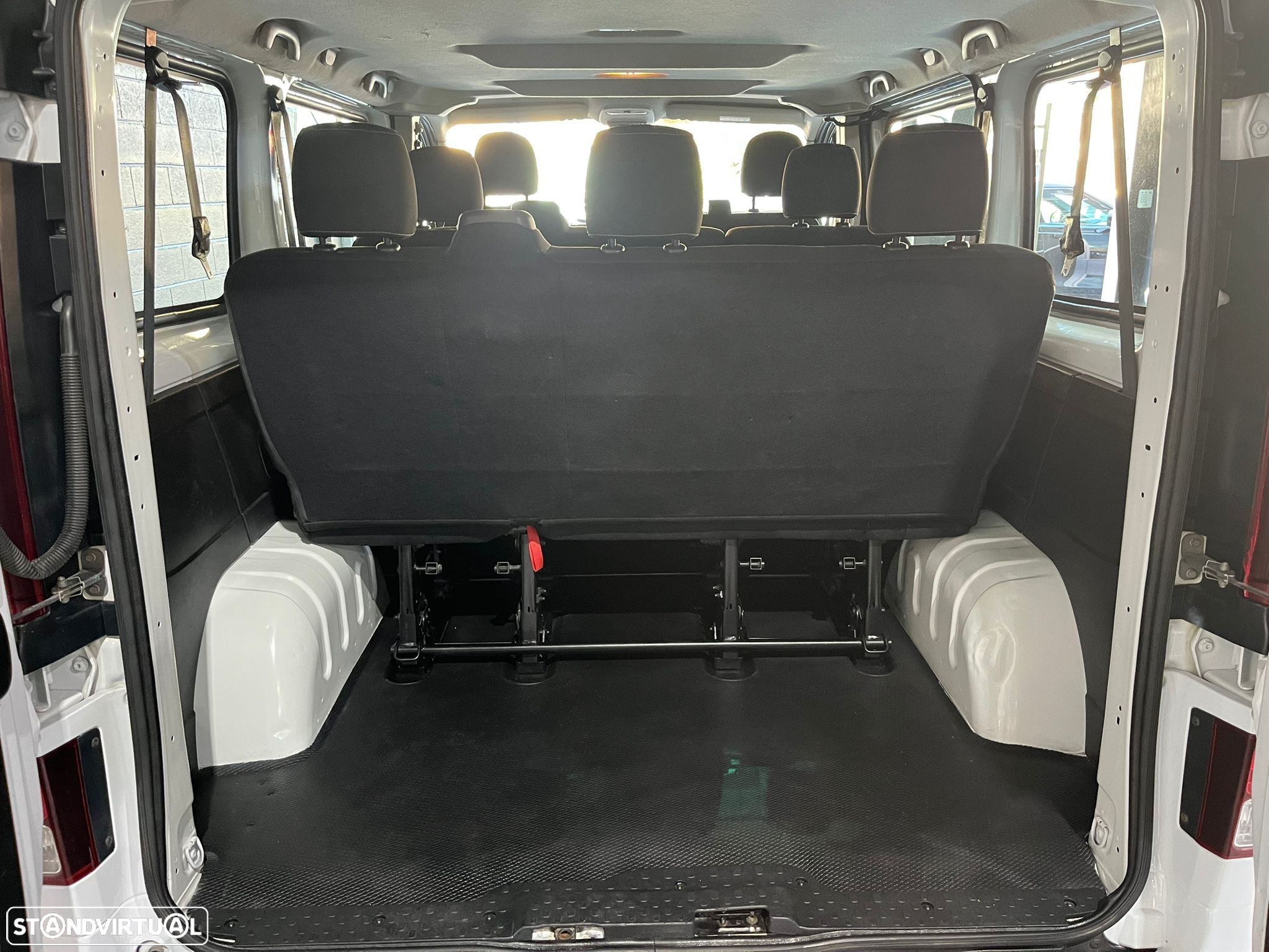 Opel Vivaro 1.6 CDTi L2H1 2.9T Sport 9L S/S - 21