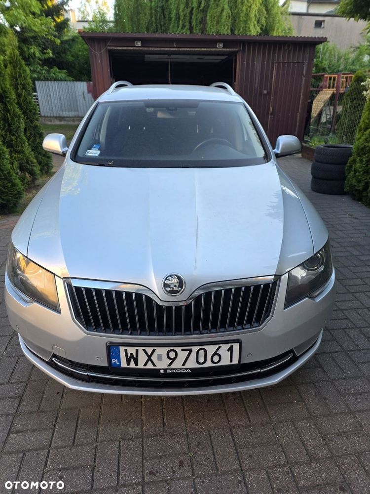Skoda Superb 2.0 TDI 4x4 Elegance DSG - 6