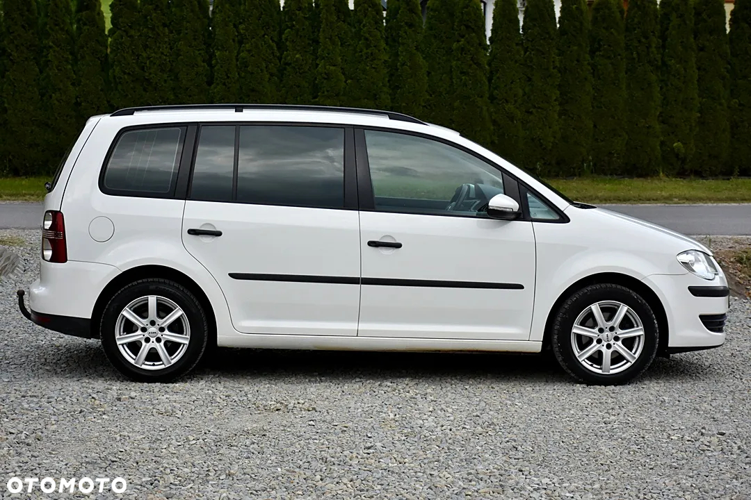 Volkswagen Touran 1.9 TDI Conceptline - 14