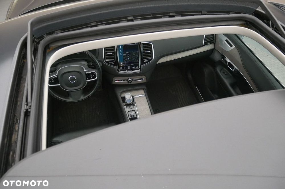 Volvo XC 90 - 35