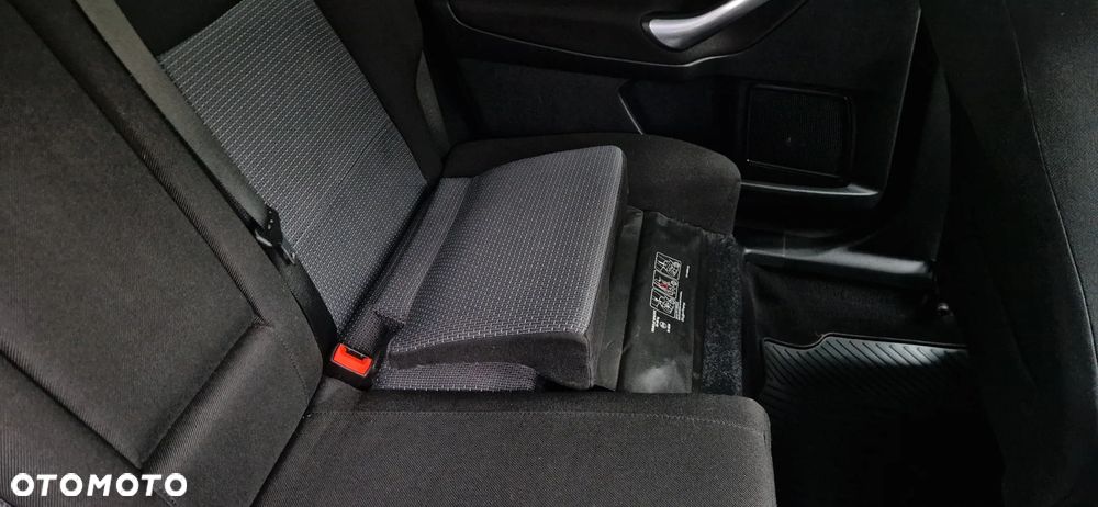 Ford Mondeo 2.0 TDCi Titanium - 24