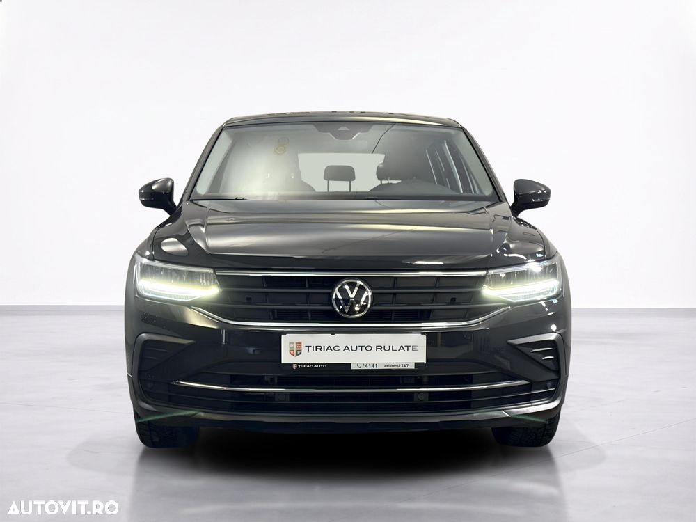 Volkswagen Tiguan - 9