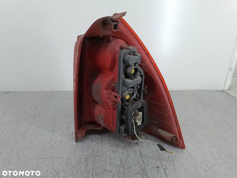 LAMPA TYLNA LEWA PEUGEOT 307 SW FL 557686 KOMBI - 6