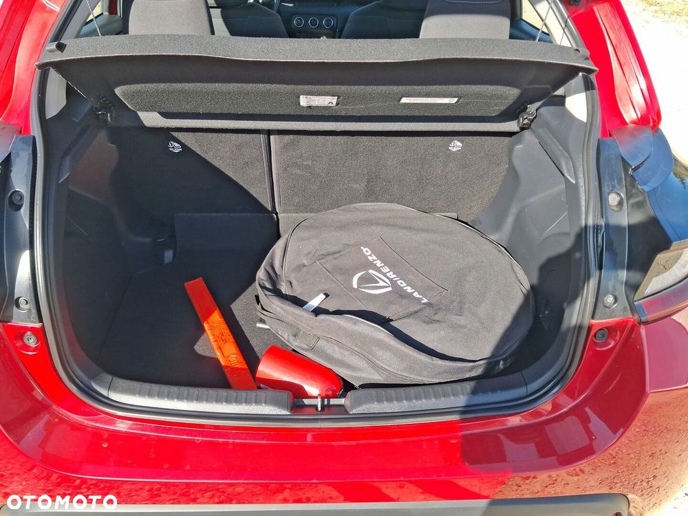 Toyota Yaris 1.5 Comfort - 12