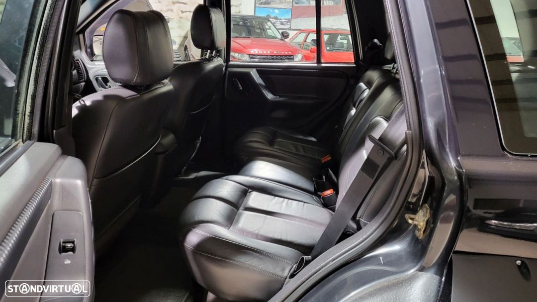 Jeep Grand Cherokee 4.0 Limited - 39