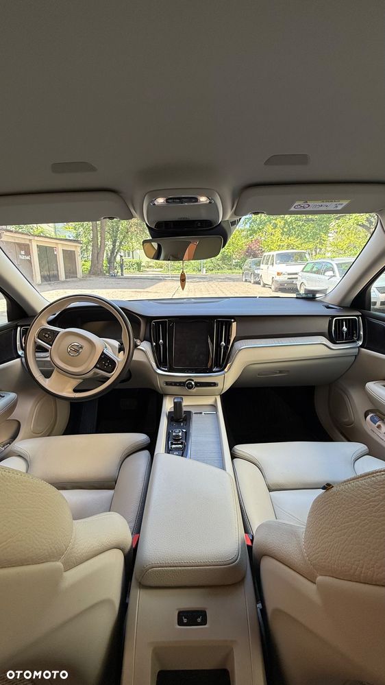 Volvo V60 B5 B AWD Inscription - 8