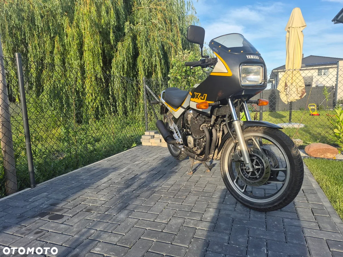 Yamaha XJ - 8