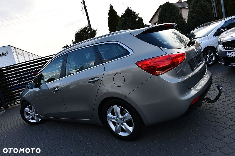 Kia Ceed 1.6 GDI Platinum Edition - 3