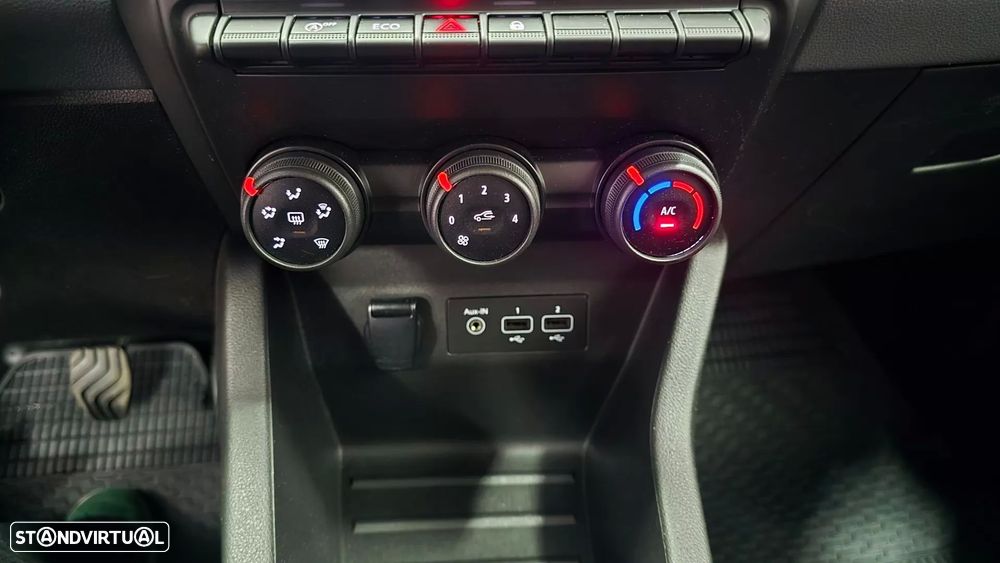 Renault clio van 1.5 blue dci air nav - 32