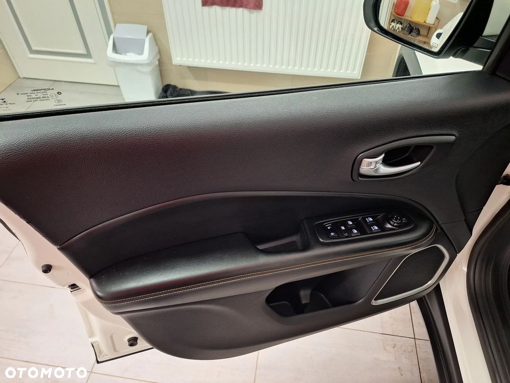 Jeep Compass 1.4 MultiAir Limited - 20