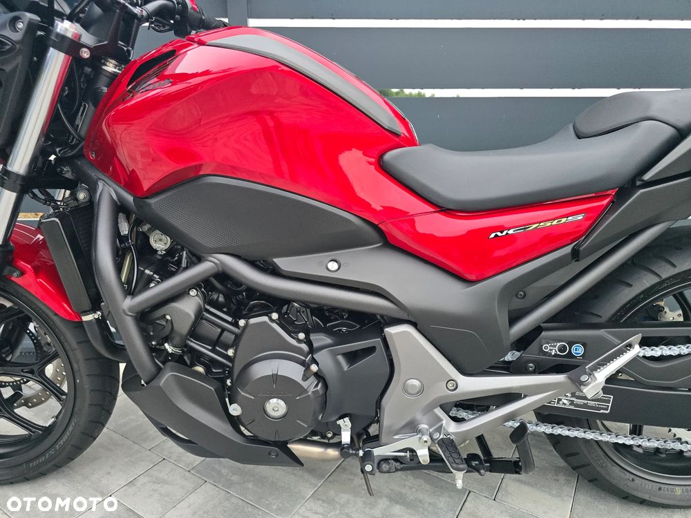 Honda NC - 9