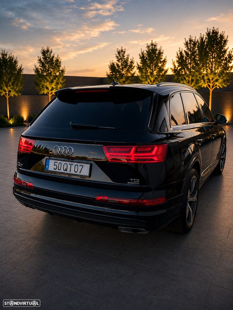 Audi Q7 3.0 TDI quattro S-line Tiptronic 7L - 3