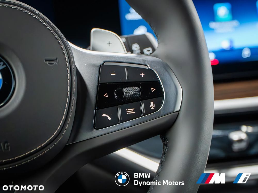 BMW X5 xDrive40i - 27
