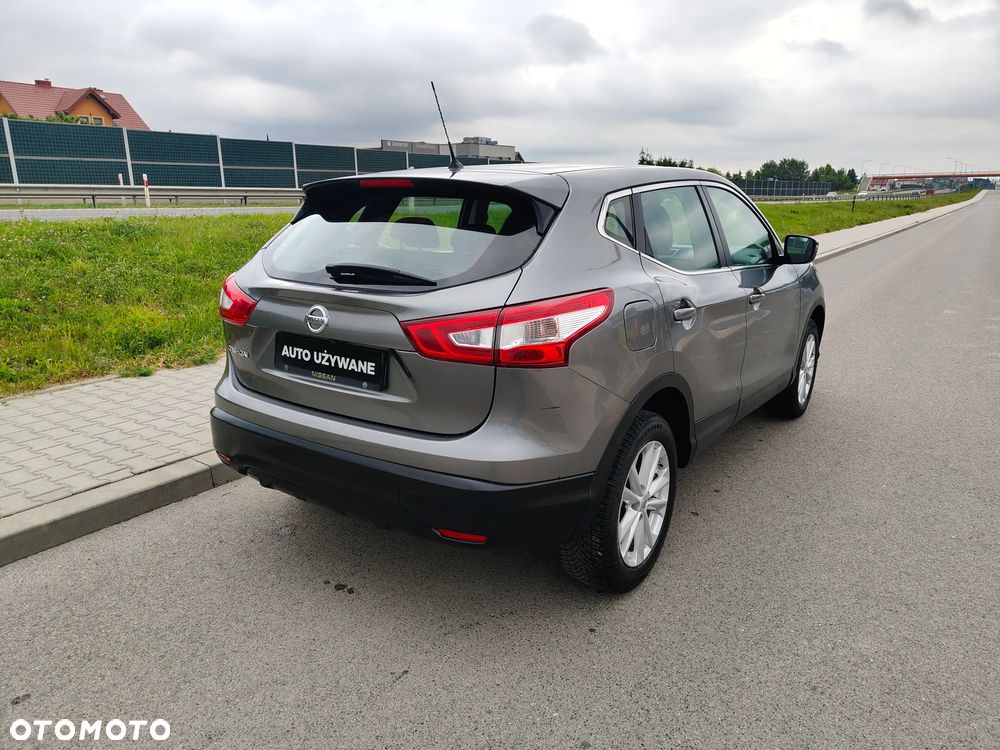 Nissan Qashqai 1.2 DIG-T Acenta EU6 - 32