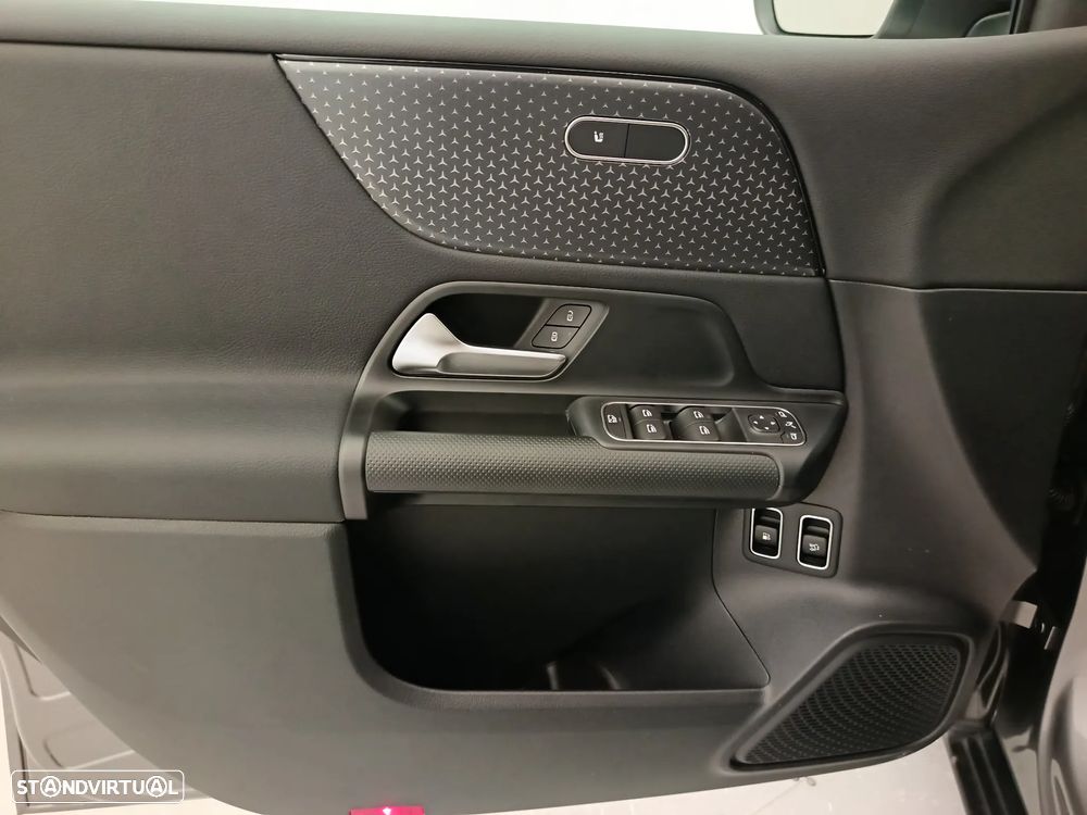 Mercedes-Benz B 250 e - 26