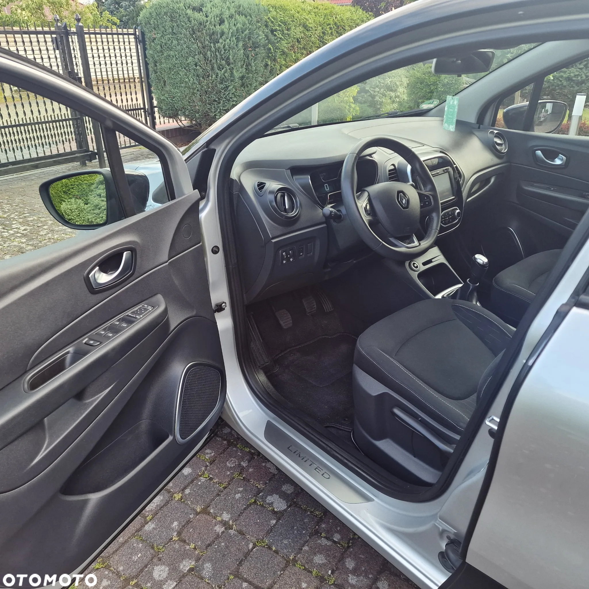 Renault Captur (ENERGY) TCe 90 LIMITED - 6