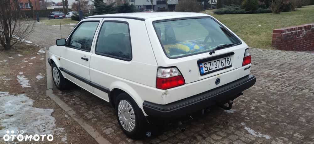 Volkswagen Golf 1.3 - 6