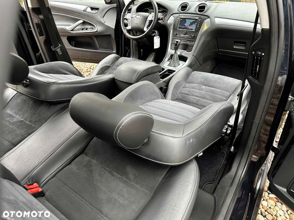 Ford Mondeo 2.0 EcoBoost Titanium - 19