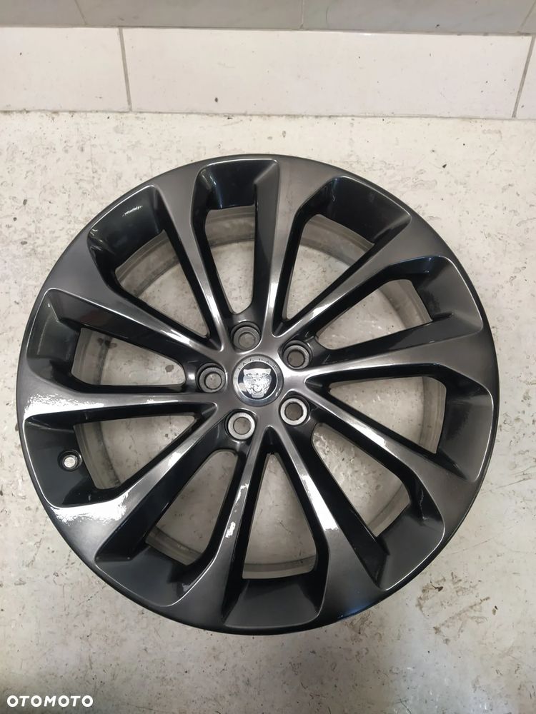 JAGUAR XF X250 XE X760 F-PACE X761 7,5X19 8,5X19 ORYGINALNE FELGI ALUMINIOWE R19 ET44,5 E755 5x108 KOMPLET DEKIELKI ORYGINAŁ - 3