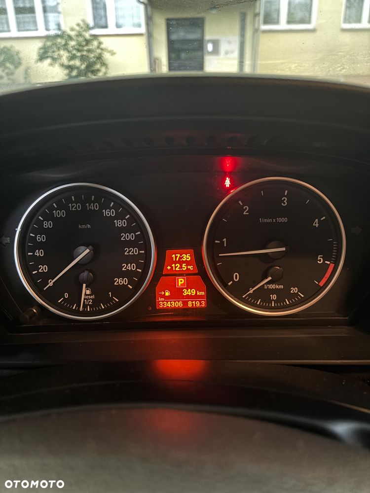 BMW Seria 5 - 8