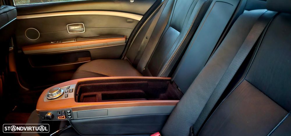 BMW 740 Li - 14