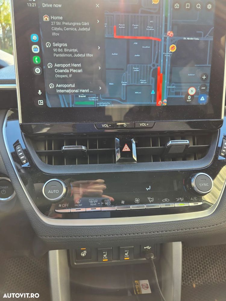 Toyota Corolla Cross - 22