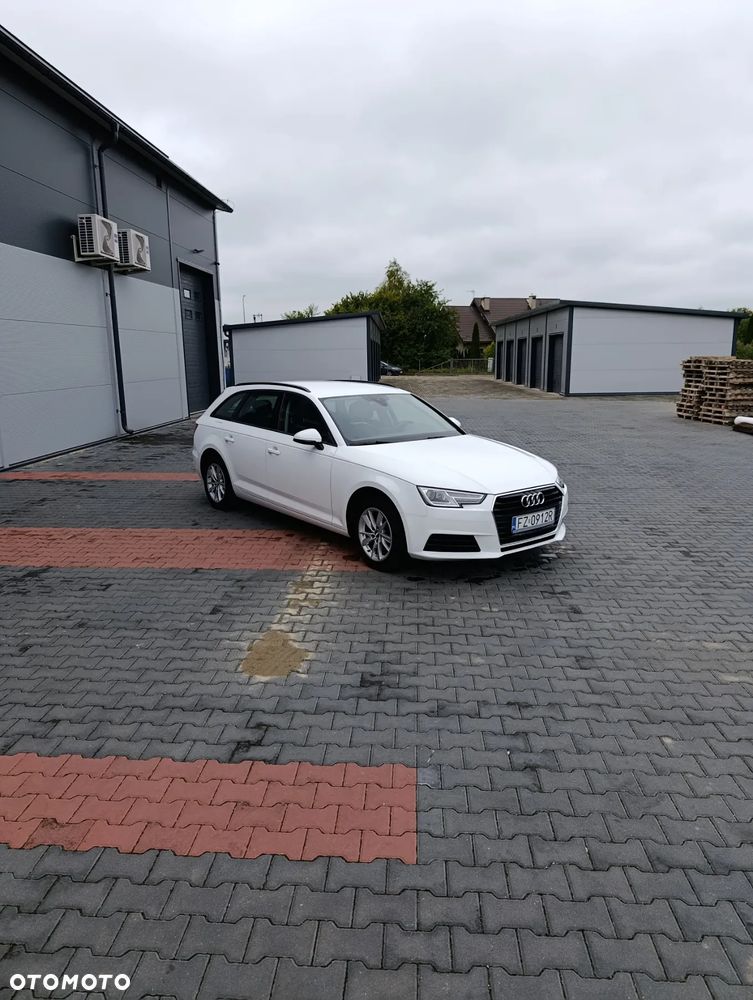 Audi A4 Avant 2.0 TDI S tronic - 15