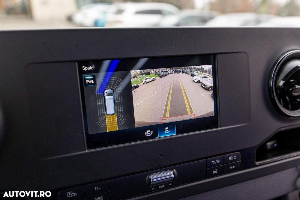 Mercedes-Benz Sprinter - 26