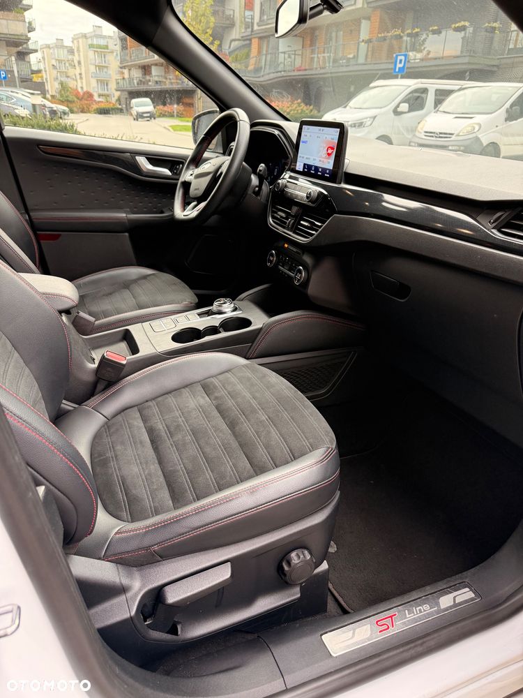 Ford Kuga 2.5P PHEV FWD ST-Line X - 10