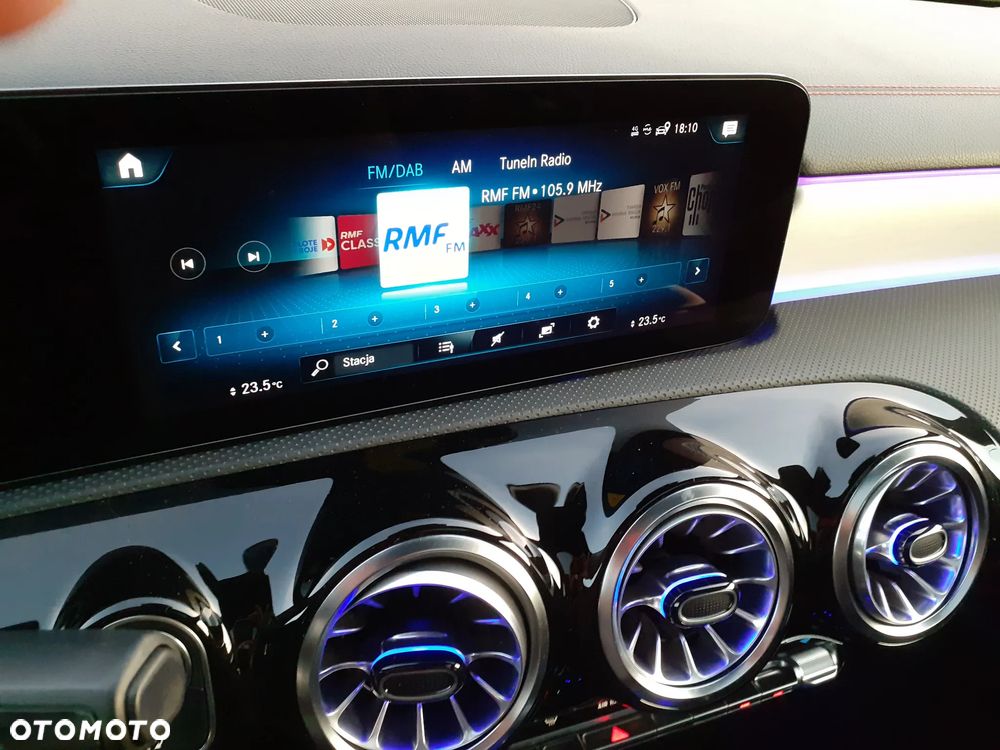 Mercedes-Benz CLA 200 mHEV AMG Line 7G-DCT - 32