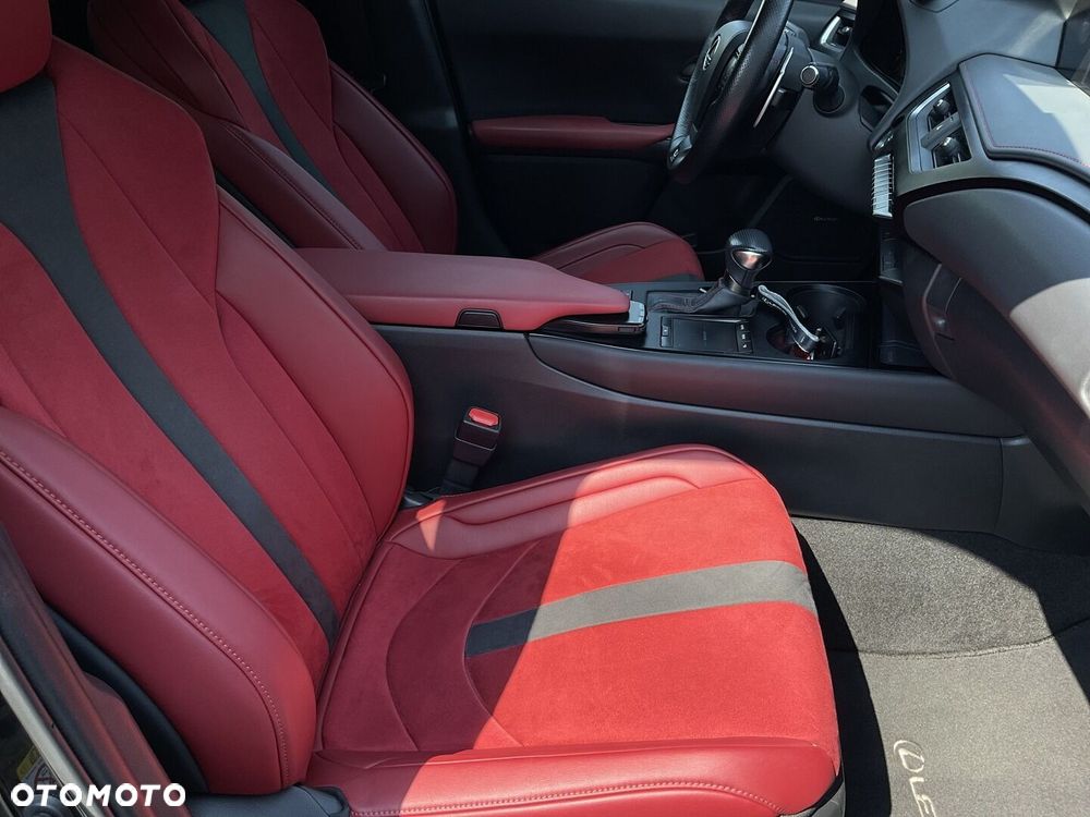 Lexus UX 200 F Sport 2WD - 11