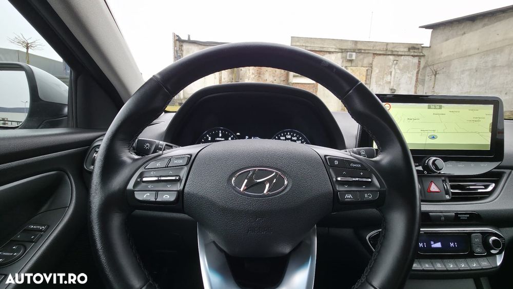 Hyundai i30 1.6 CRDI DCT Trend - 11